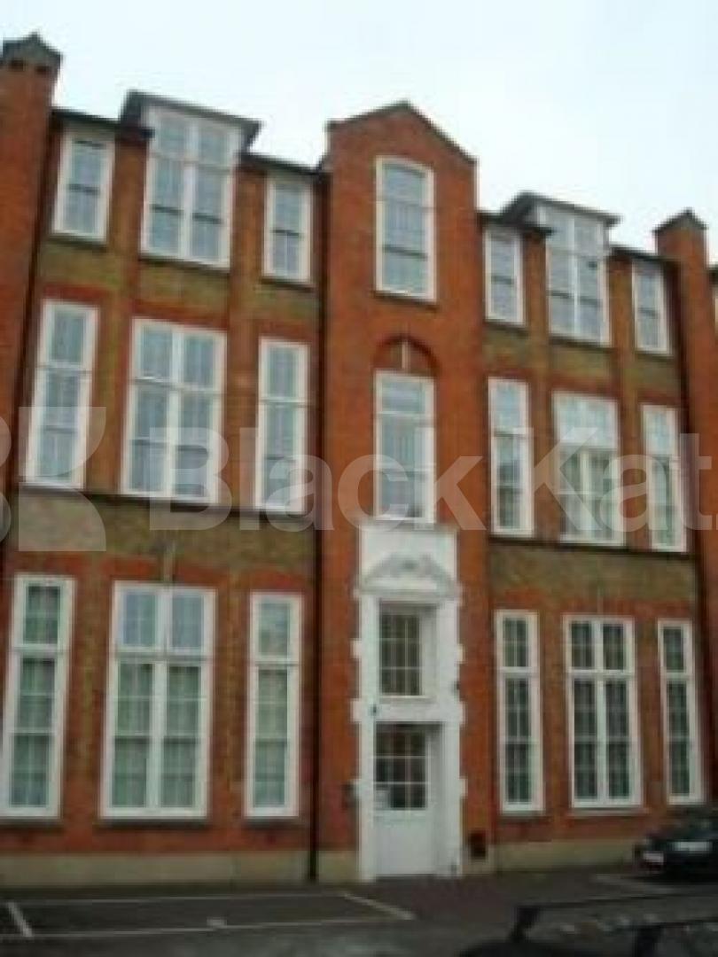 			NEW INSTRUCTION / VIEWINGS A MUST!!!!!, 1 Bedroom, 1 bath, 1 reception Apartment			 The Old school, Urban 7, Drayton park / Holloway